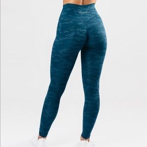 Alphalete Surface Power Leggings